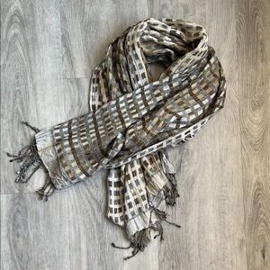 Neeru Kamar for Pavo SF scarf
